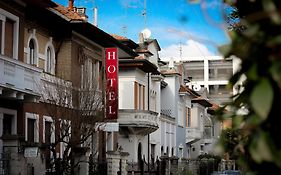 Hotel RossoVino Milano